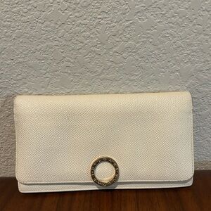 Bvlgari White/Cream Leather Clutch/ Long Wallet with Gold-Tone Logo Ring Clip
